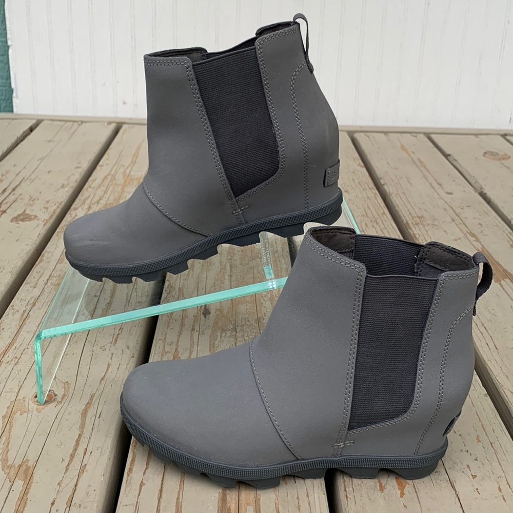 Sorel Joan of Arctic Chelsea size 4 EU35 gray